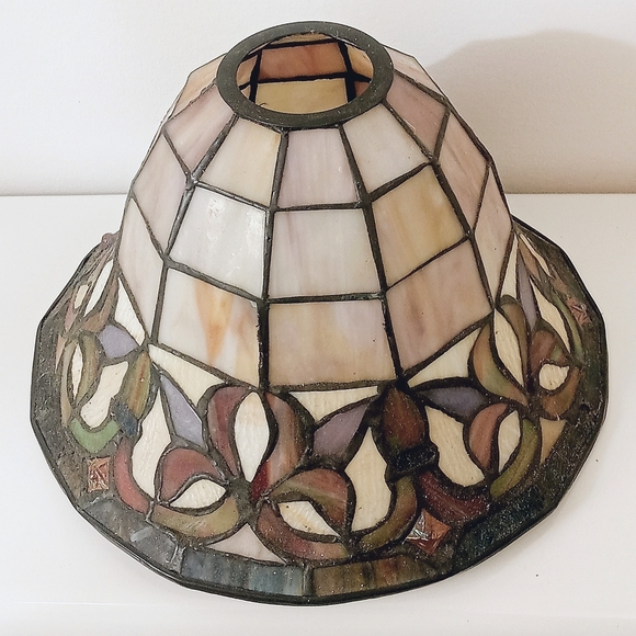 Beautiful Older Slag Glass Leaded Glass Lamp Fixture Shade Stained Glass